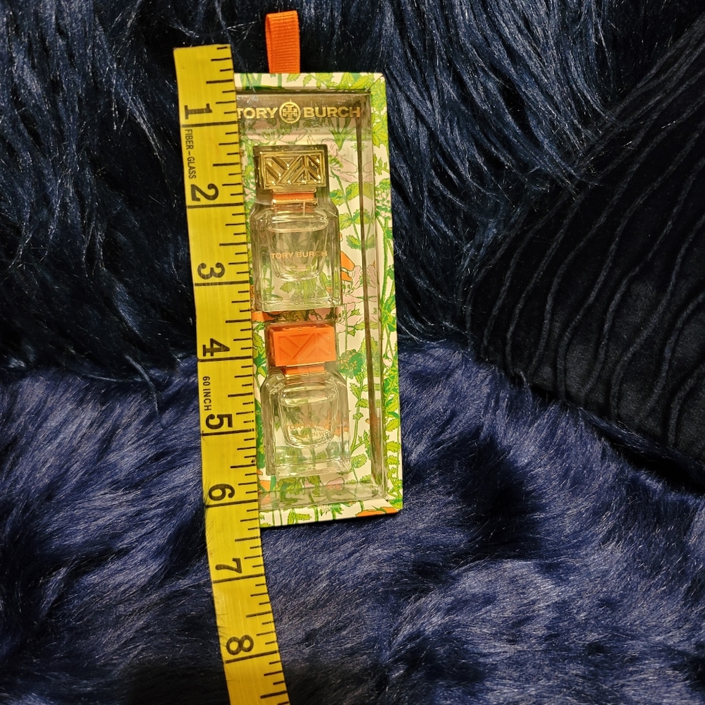 Tory Burch Eau De Parfum - Picture 4 of 6